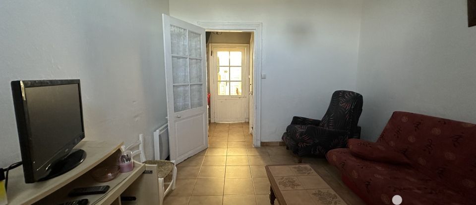 Village house 4 rooms of 65 m² in Sigean (11130)