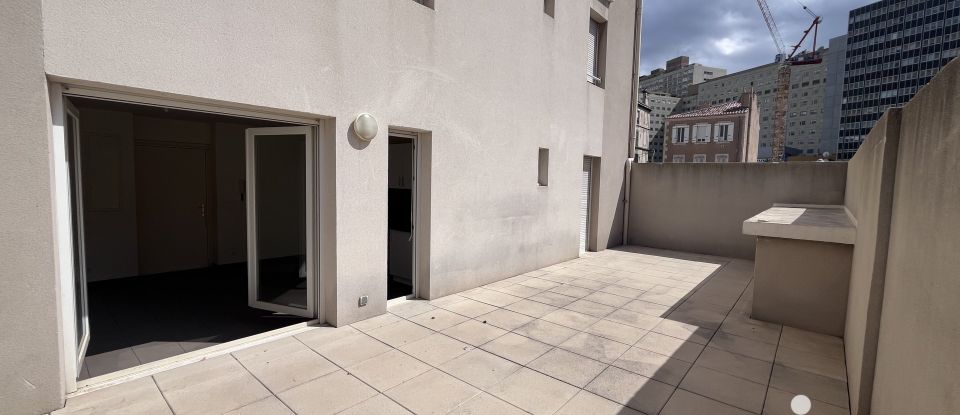 Appartement 2 pièces de 38 m² à Marseille (13005)