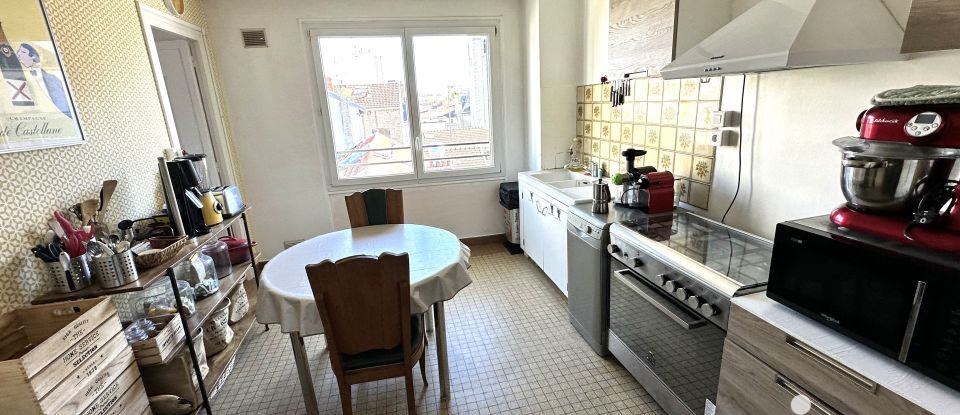 Apartment 3 rooms of 80 m² in Reims (51100)