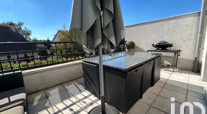 Appartement 3 pièces de 69 m² à Sainte-Geneviève-des-Bois (91700)