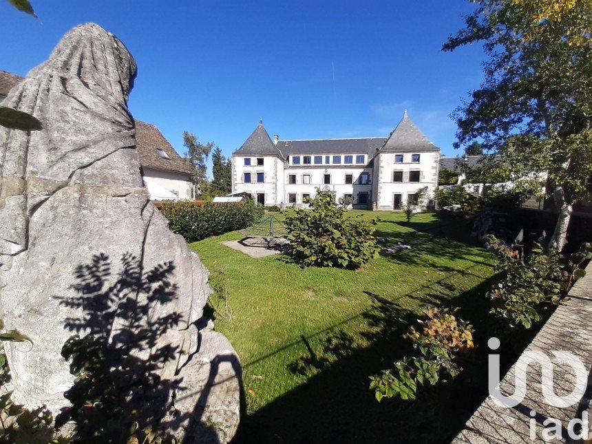 Mansion 18 rooms of 660 m² in La Tour-d'Auvergne (63680)