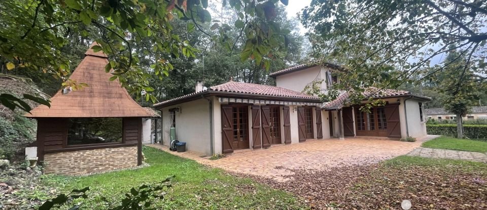 Maison traditionnelle 5 pièces de 142 m² à Bergerac (24100)