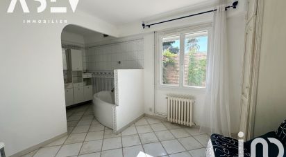 Appartement 4 pièces de 110 m² à Six-Fours-les-Plages (83140)