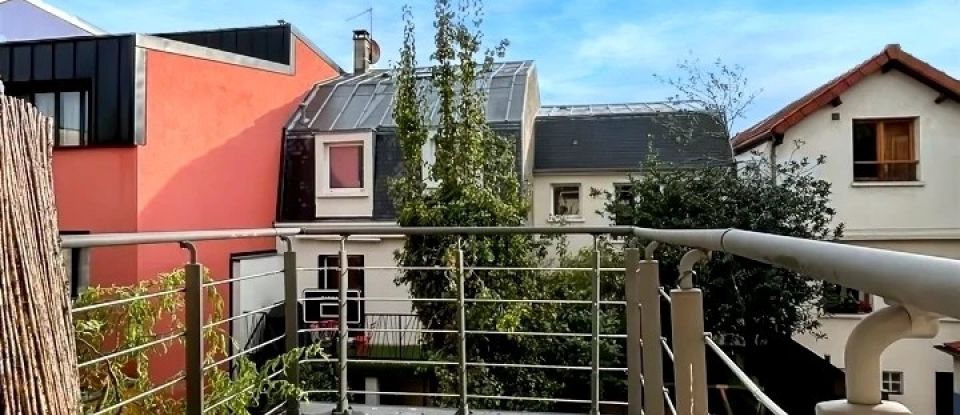 House 5 rooms of 105 m² in Montreuil (93100)