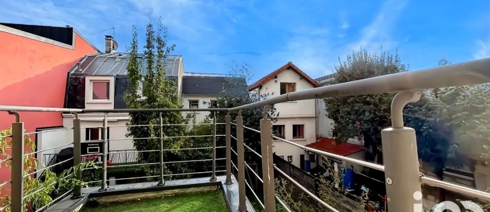 House 5 rooms of 105 m² in Montreuil (93100)