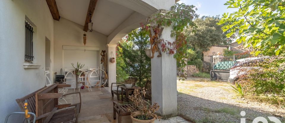 Traditional house 4 rooms of 102 m² in Trans-en-Provence (83720)