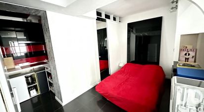 Studio 1 room of 25 m² in Paris (75018)