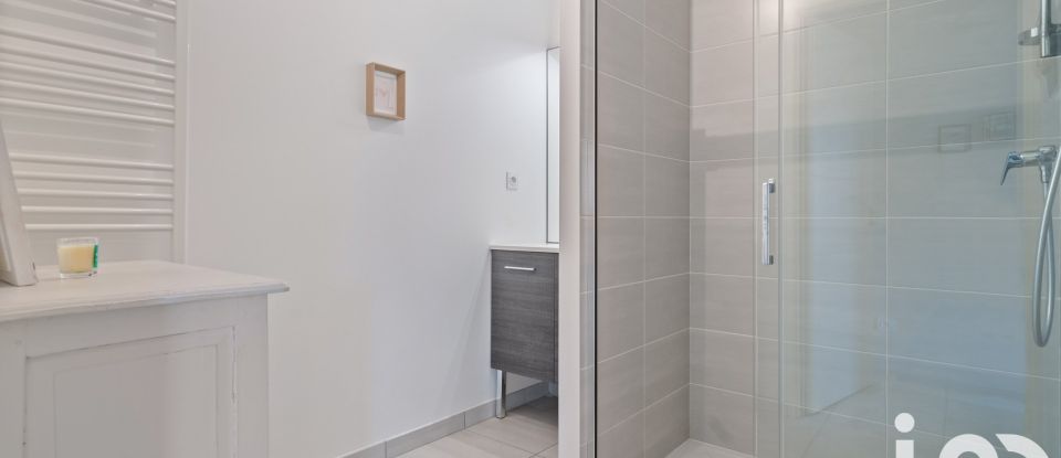 Appartement 4 pièces de 106 m² à Bron (69500)