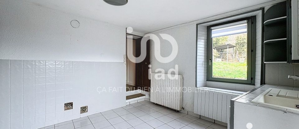 House 4 rooms of 83 m² in Seyssins (38180)