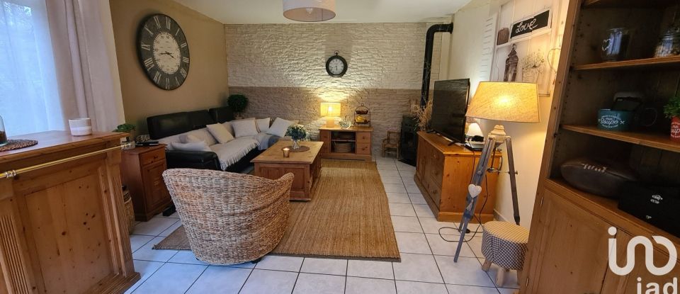 Maison traditionnelle 4 pièces de 87 m² à Bruyères-le-Châtel (91680)