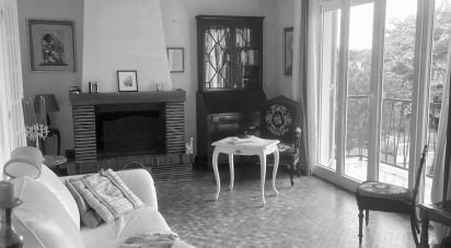 House 5 rooms of 157 m² in Jouy (28300)