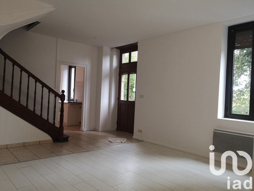 Maison 5 pièces de 113 m² à Verneuil-sur-Vienne (87430)