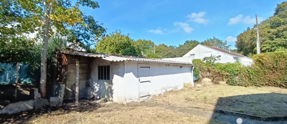 Traditional house 4 rooms of 80 m² in Nantes (44300)