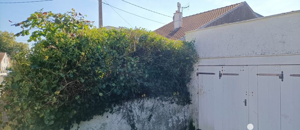 Traditional house 4 rooms of 80 m² in Nantes (44300)