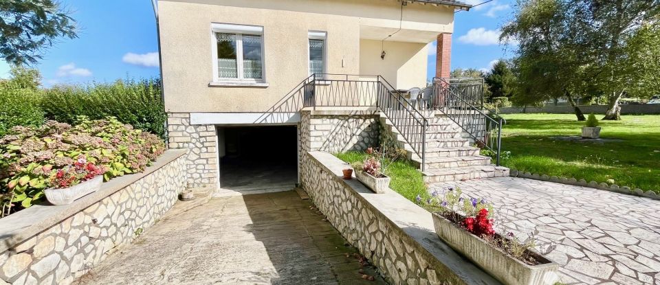 House 6 rooms of 127 m² in Oulches (36800)