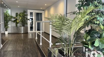 Apartment 3 rooms of 80 m² in La Londe-les-Maures (83250)