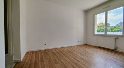 House 5 rooms of 106 m² in La Chapelle-sur-Erdre (44240)