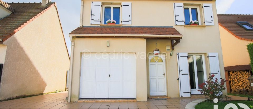 House 5 rooms of 92 m² in Lisses (91090)