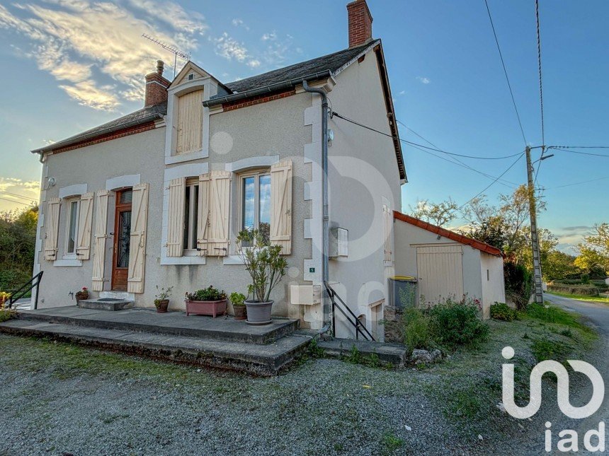 Maison 3 pièces de 54 m² à La Chapelaude (03380)