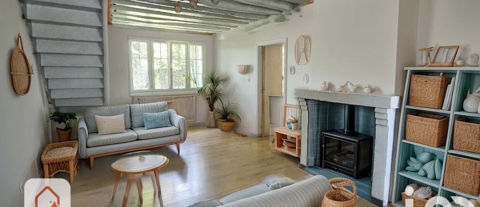 Traditional house 4 rooms of 77 m² in Fontenay-lès-Briis (91640)