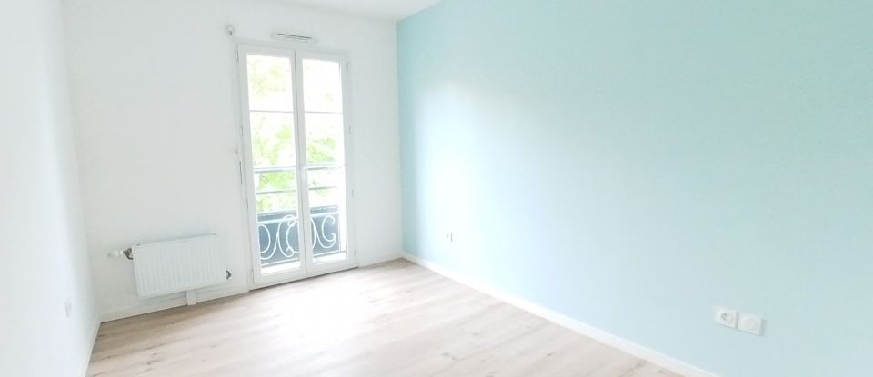 Appartement 4 pièces de 83 m² à Saint-Pierre-du-Perray (91280)