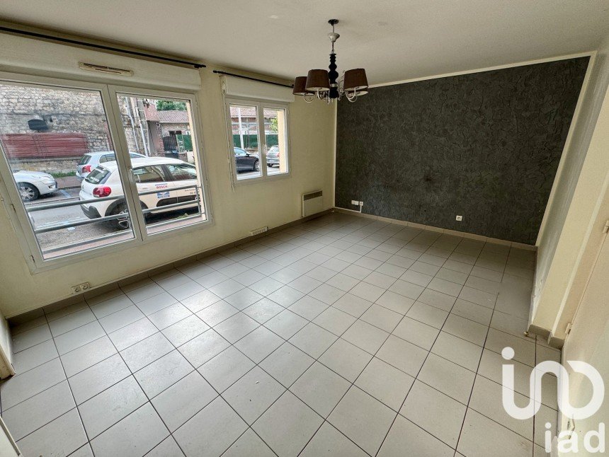 Appartement 2 pièces de 51 m² à Creil (60100)