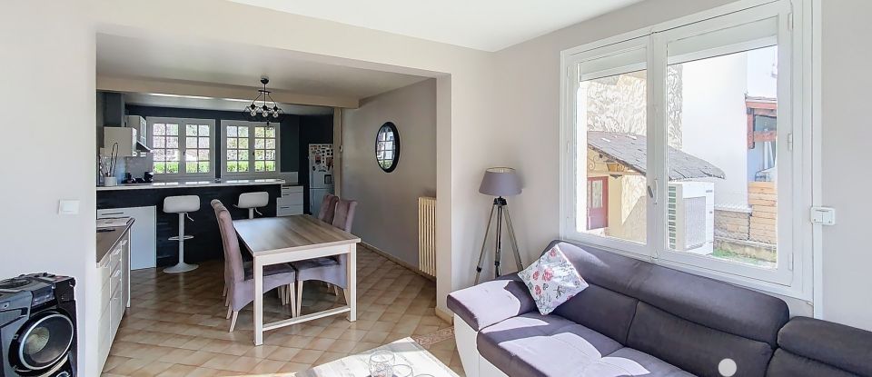 Maison 4 pièces de 99 m² à Terrasson-Lavilledieu (24120)