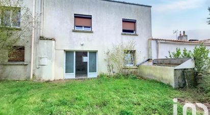 Maison 4 pièces de 87 m² à Mauves-sur-Loire (44470)