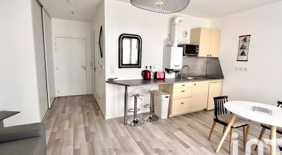 Apartment 1 room of 29 m² in La Rochelle (17000)