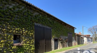 Maison 5 pièces de 160 m² à Saint-Junien-les-Combes (87300)