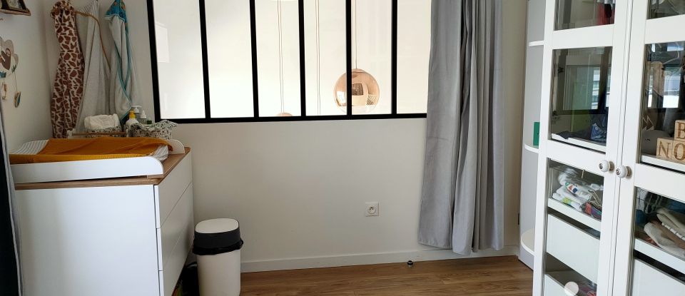 Duplex 3 rooms of 85 m² in Colombes (92700)