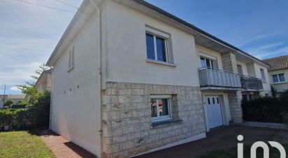 Traditional house 4 rooms of 109 m² in Poitiers (86000)