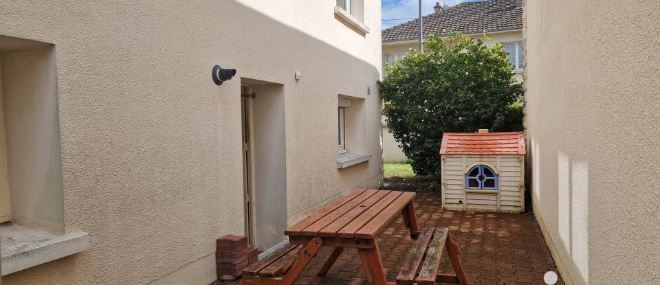 Maison traditionnelle 4 pièces de 109 m² à Poitiers (86000)