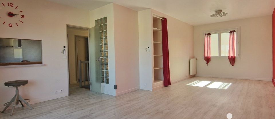 Maison traditionnelle 4 pièces de 109 m² à Poitiers (86000)