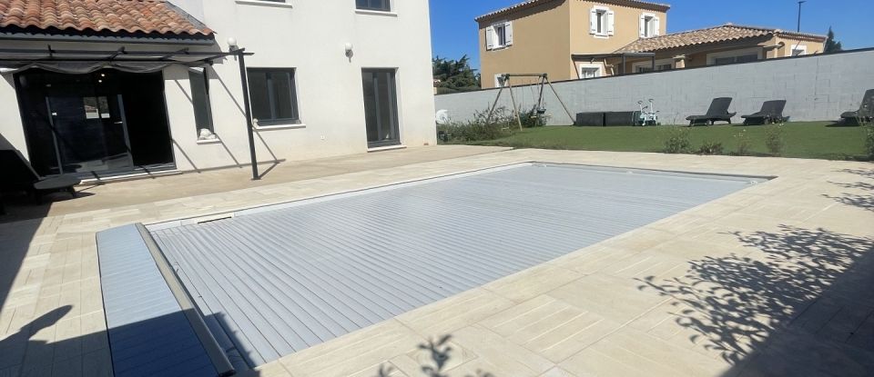 Maison traditionnelle 5 pièces de 101 m² à Salon-de-Provence (13300)