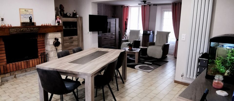 Village house 5 rooms of 139 m² in Le Baizil (51270)