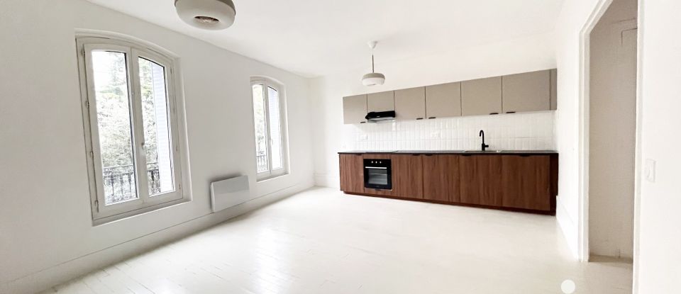 Appartement 2 pièces de 44 m² à Suresnes (92150)