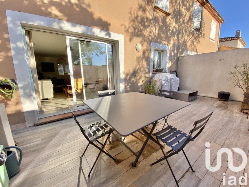 House 4 rooms of 80 m² in Salon-de-Provence (13300)