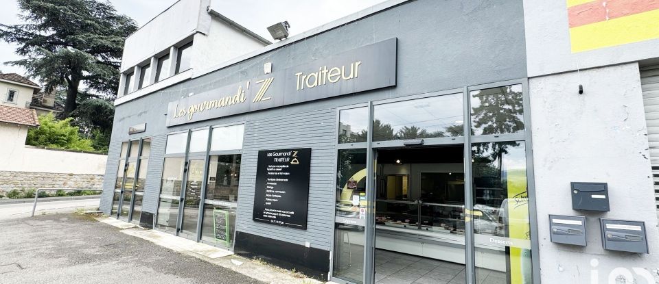 Retail property of 275 m² in Saint-Chamond (42400)