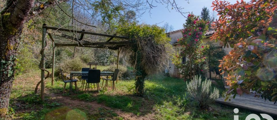 Maison d’architecte 7 pièces de 250 m² à Sarlat-la-Canéda (24200)