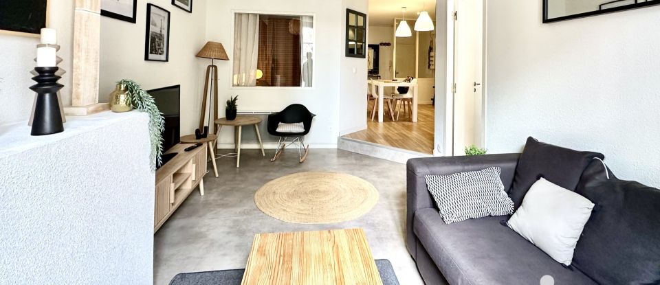 Appartement 3 pièces de 60 m² à Bordeaux (33000)