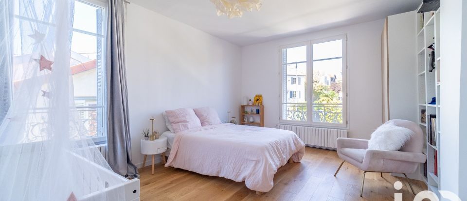 Maison 5 pièces de 140 m² à Suresnes (92150)