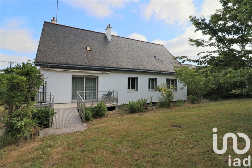 Maison traditionnelle 6 pièces de 101 m² à Kervignac (56700)