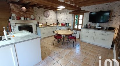 Longere 5 rooms of 145 m² in Vicq-sur-Nahon (36600)