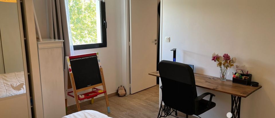 Appartement 2 pièces de 40 m² à Marseille (13005)