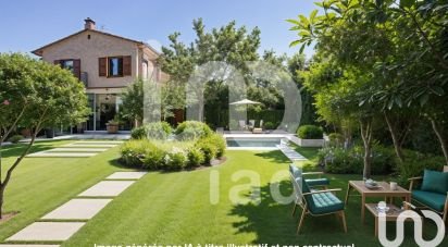 House 7 rooms of 142 m² in Gargas (84400)