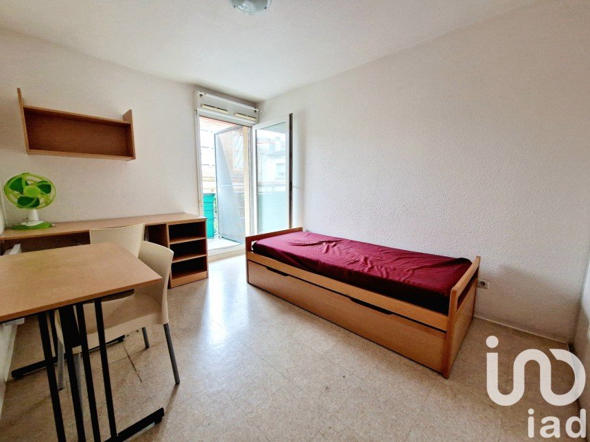 Studio 1 pièce de 18 m² à Nîmes (30900)