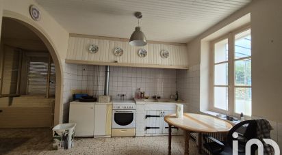 Village house 6 rooms of 104 m² in Saâcy-sur-Marne (77730)