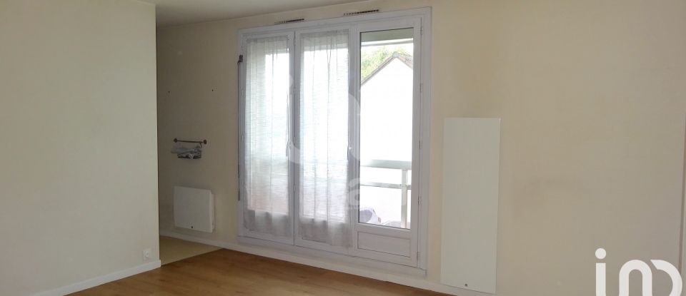 Apartment 2 rooms of 37 m² in Orléans (45000)