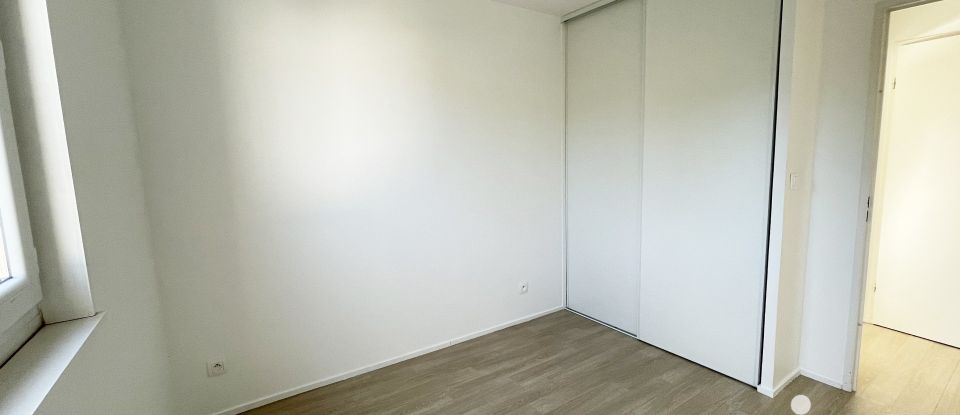 Apartment 3 rooms of 64 m² in Annœullin (59112)